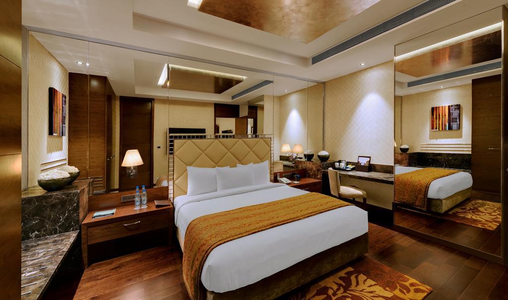 Niranta Transit Hotel Terminal 2 Arrivals/Landside Bombaim Exterior foto